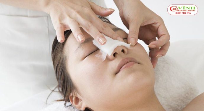Chăm sóc sau nâng mũi giữ vai trò quan trọng trong quá trình hồi phục và ổn định dáng mũi