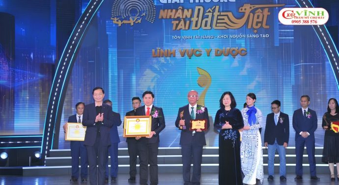 Tiến sĩ Bác sĩ Lê Hoàng Vĩnh nhận Giải thưởng Nhân tài trong lĩnh vực Y dược